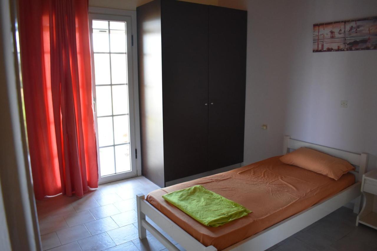 Bouka Beachfront Bungalows Ágios Nikólaos Extérieur photo